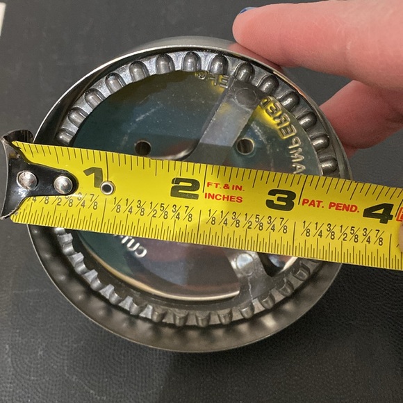 The Pampered Chef Cut N Seal - Picture 6 of 7